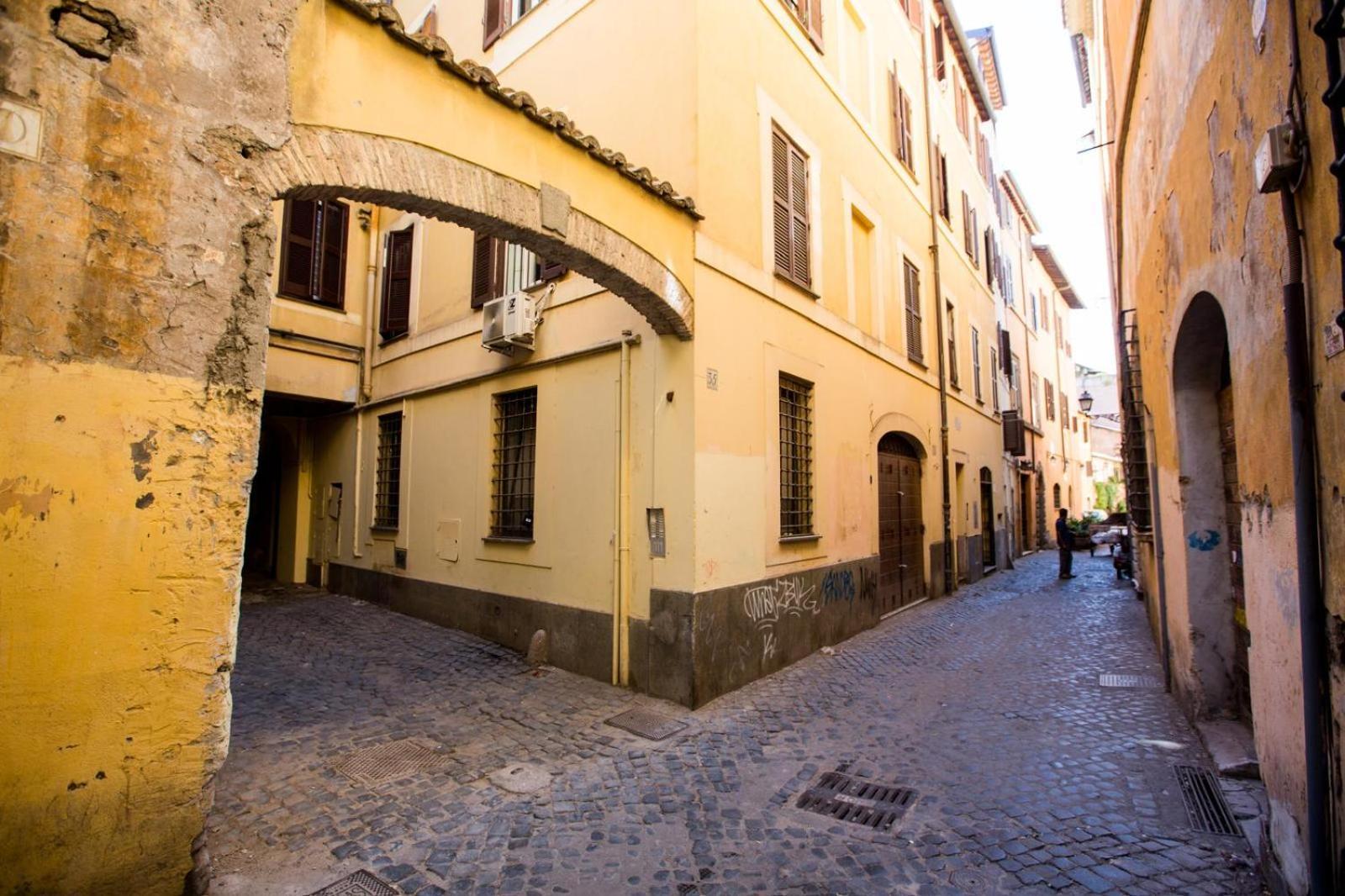 Campo De Fiori Apartamento *